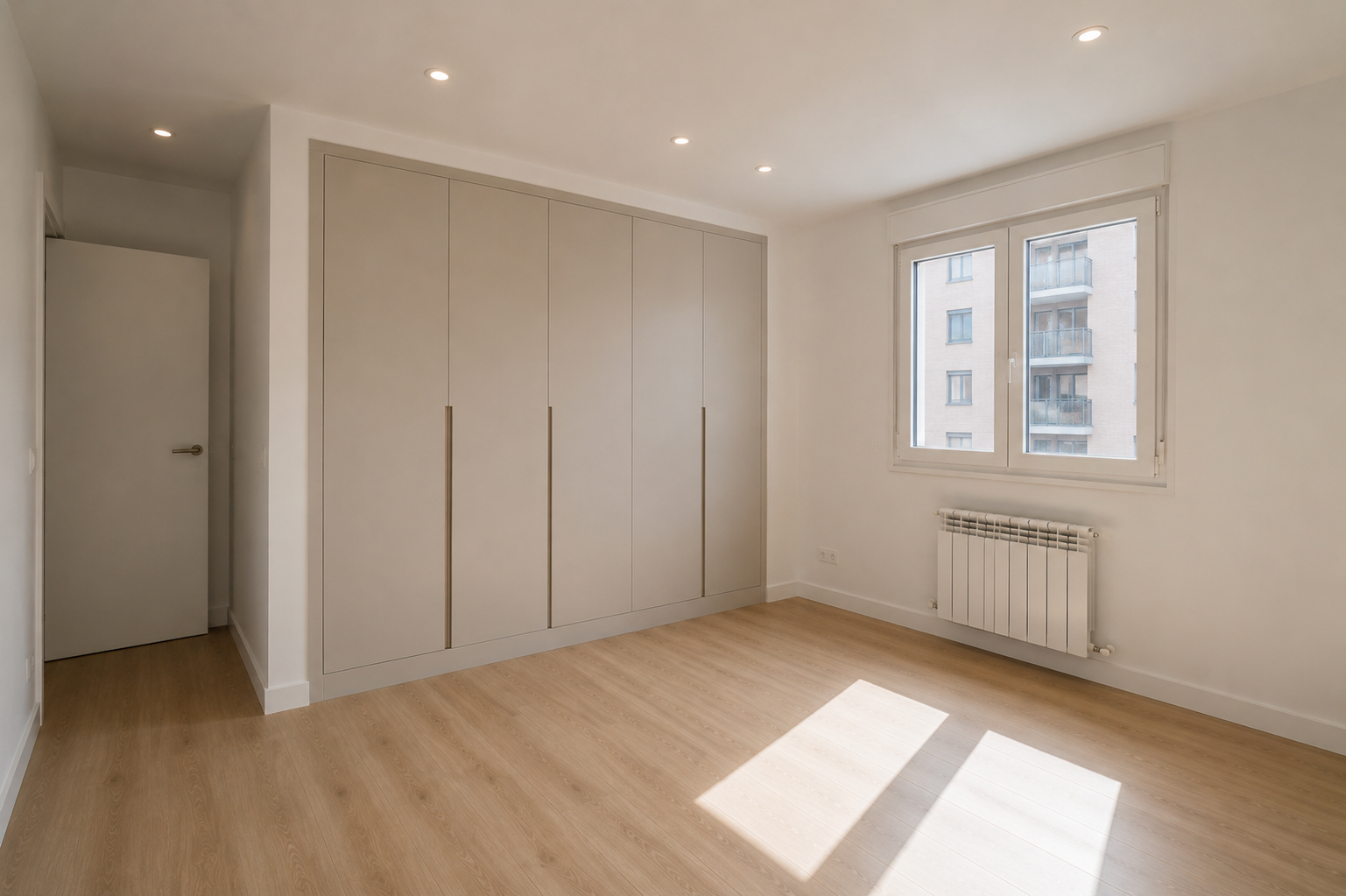 Habitación reformada en Segovia — trabajos de reforma de baño